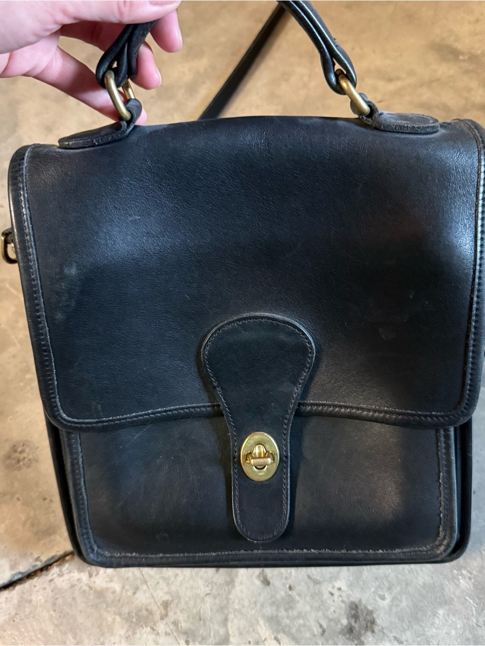 Vintage coach station satchel bag number 5130 with crossbody strap